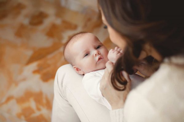 Baby-Porträt wenige Tage alt – Newborn Shooting Rhein-Main